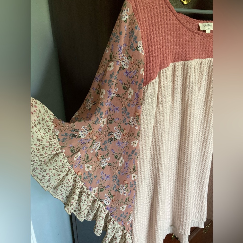 UMGEE waffle knit top - Picture 2 of 4